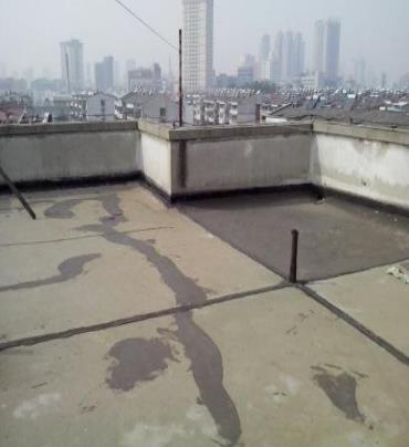 梁园漏水维修 楼顶漏水是什么原因，楼顶漏水维修方法是什么?